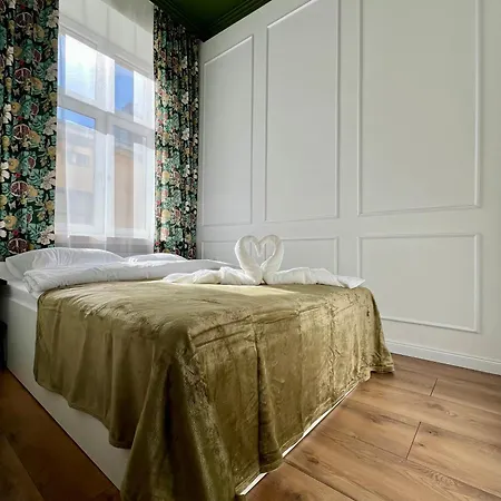 Piotrkowska 67 Aparthotel